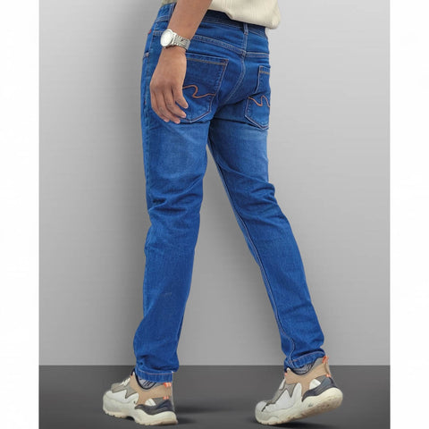 Blue Solid Slim Fit Casual Jeans