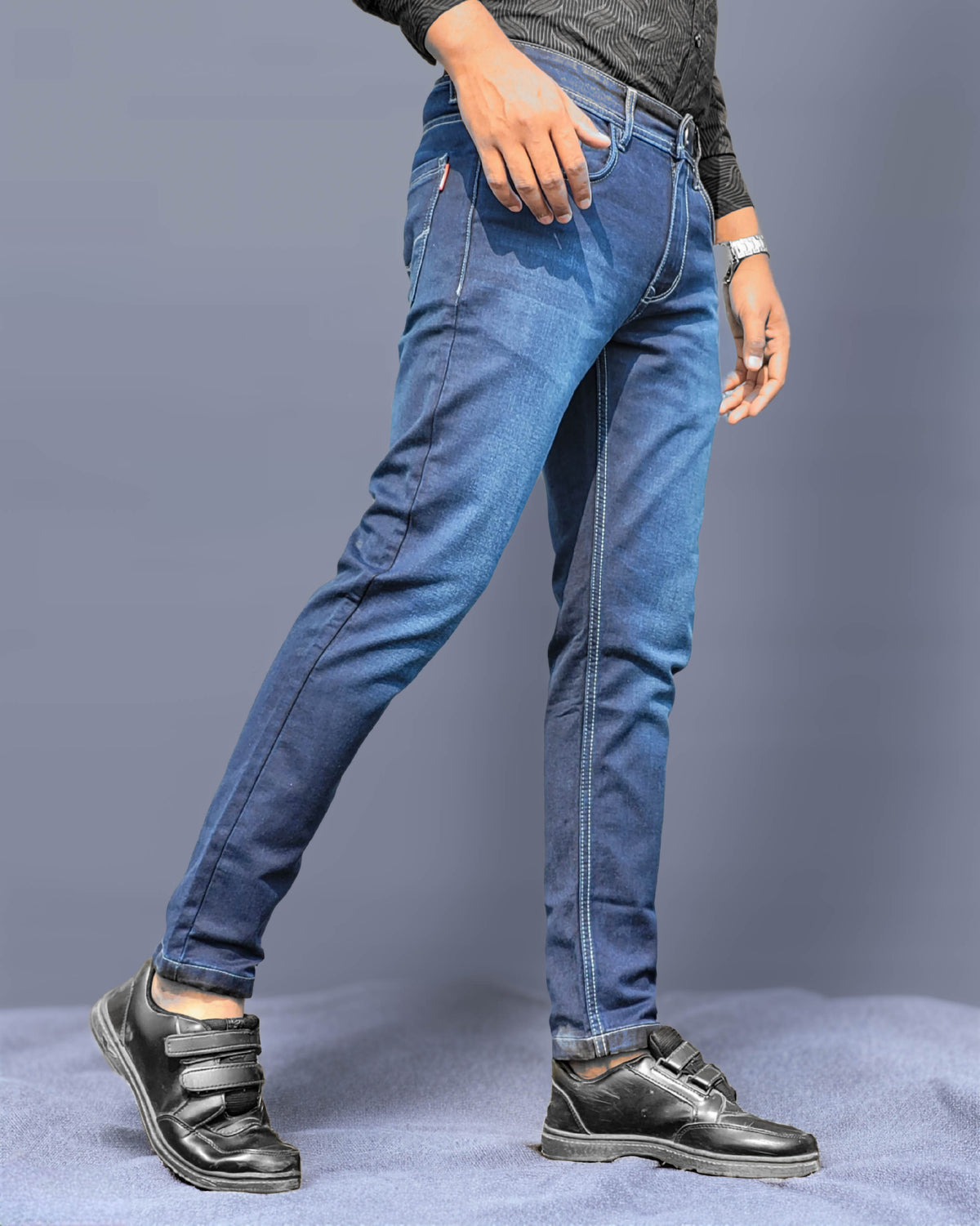 Navy Blue Solid Slim Fit Jeans