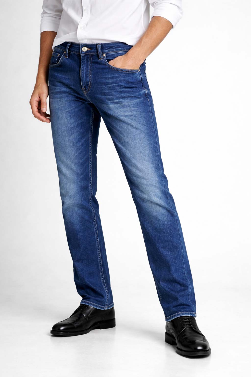 Men’s Blue Relaxed Fit Stretch Jeans | Comfortable Everyday Denim Trekyoo