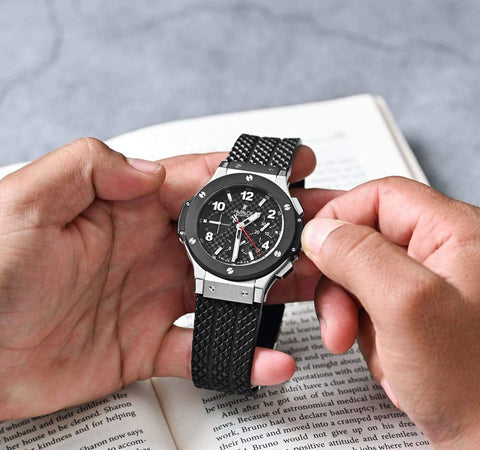 Hublot Big Bang Evolution 301.SB.131.RX – Men’s Luxury Chronograph Watch