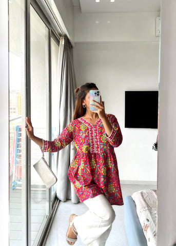 Floral Hand-Block Printed Short Kurti – Pink Bloom Edition