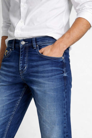 Men’s Blue Relaxed Fit Stretch Jeans | Comfortable Everyday Denim Trekyoo